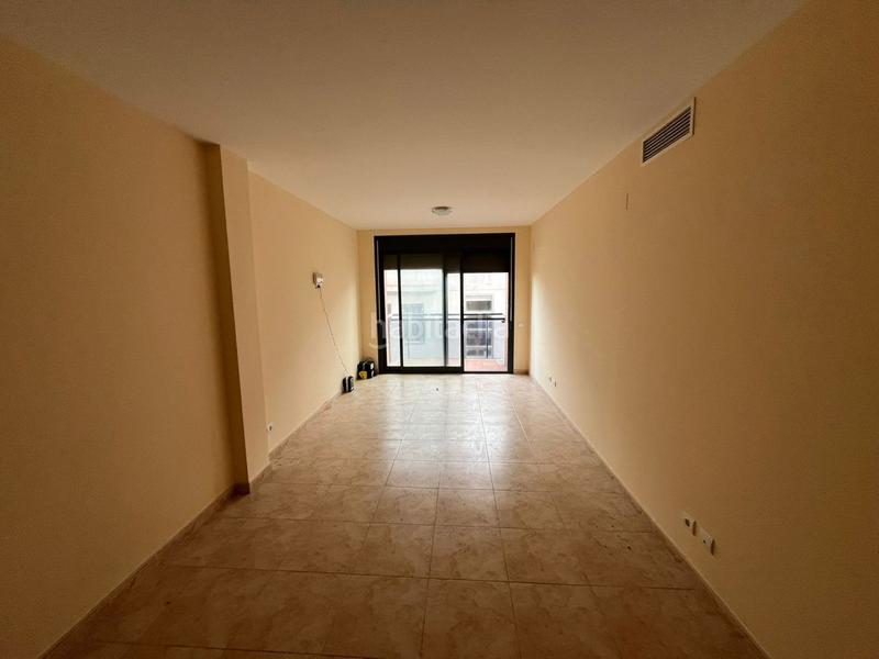 Foto 2654c811-bab4-4012-a050-129260d92fab. Etagenwohnung in Grau - Quintanes Amposta