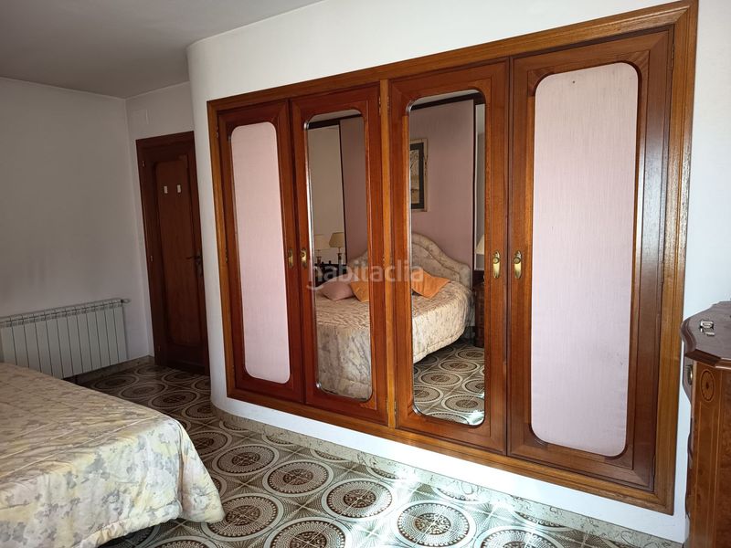 Foto 3c8145db-6ee5-4882-adad-731dc565f49c. Chalet  en venta , 7 dormitorios. en Ulldecona