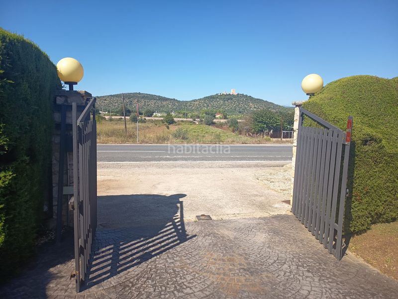 Foto 57d5d070-bf73-4aa7-aa3d-58bbc9b516de. Chalet  en venta , 7 dormitorios. en Ulldecona