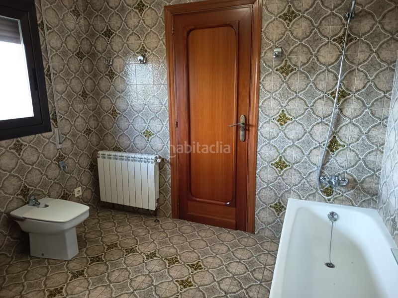 Foto a5fdd447-6b51-4396-923b-48ffaa70351e. Chalet  en venta , 7 dormitorios. en Ulldecona