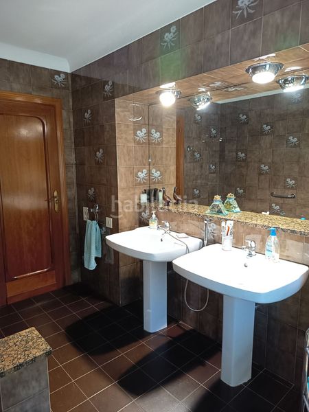 Foto b649fe6d-fdb5-4328-b9bb-6a04380a6883. Chalet  en venta , 7 dormitorios. en Ulldecona