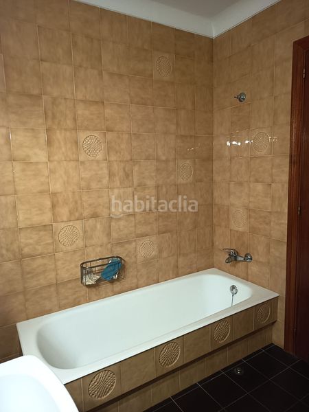 Foto f0354b72-53f4-48cd-a702-2b55694c975c. Chalet  en venta , 7 dormitorios. en Ulldecona
