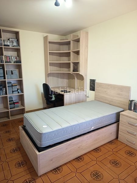 Foto f26aba12-f4a4-485d-a75a-47111955faea. Chalet  en venta , 7 dormitorios. en Ulldecona