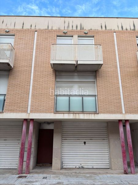Foto fa6f6927-8a3e-44a4-bf5d-90ca1cf1bec1. Casa adosada  en venta , 3 dormitorios. en Tortosa