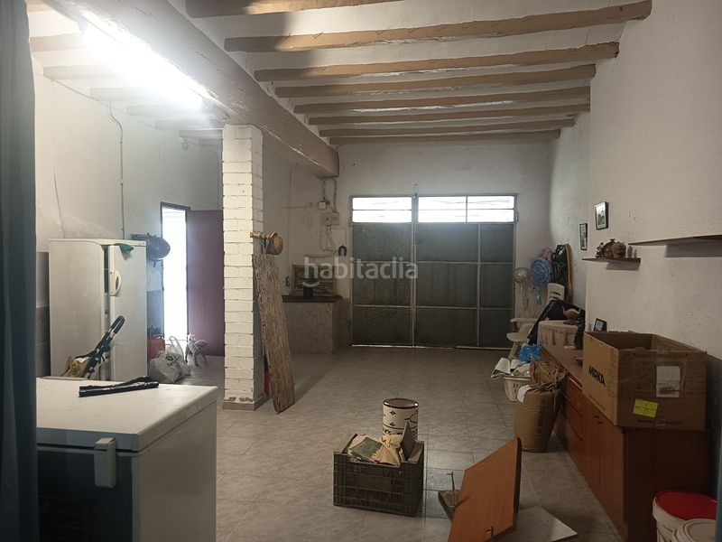 Foto bb349692-9a1c-4e36-a693-23618a7b7166. Casa amb aparcament a Ulldecona