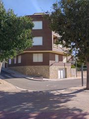 Miete Etagenwohnung  Castellon. Piso en alquiler en senia la, 2 dormitorios.