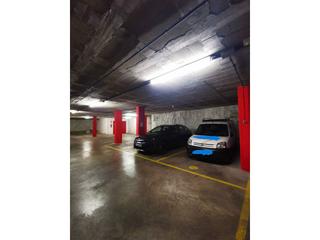 Aparcament cotxe  Ramon turro. Parking en venta en devesa  centre