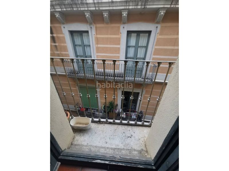 Foto 2424fef7-f6fb-4ea1-b775-cbe73c1edd68. Rent duplex with heating in Centre-Barri Vell Girona