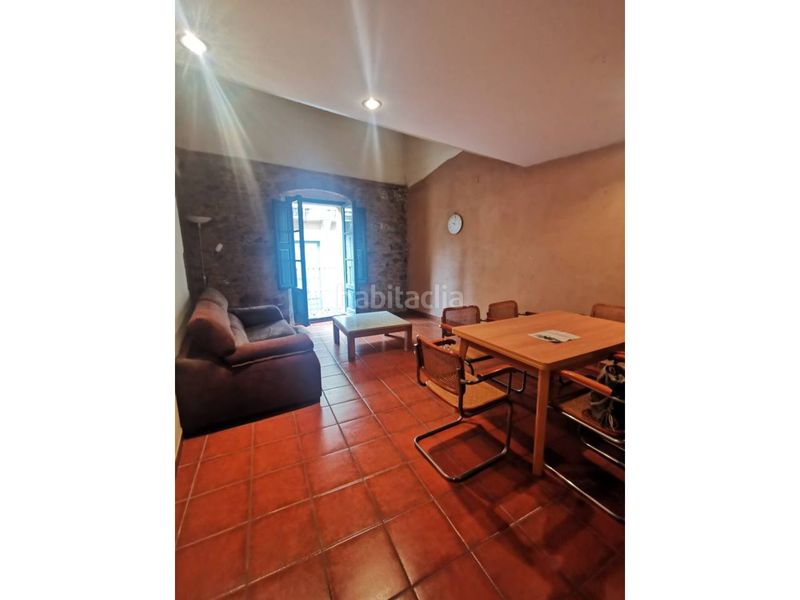 Foto 43166012-0779-4a30-8932-c6dc6c6e74d8. Rent duplex with heating in Centre-Barri Vell Girona