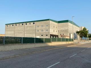 Lloguer Nau industrial  Aumet. Alquiler de nave industrial en celrà