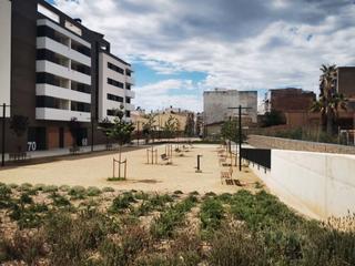 Maison  Carrer de campomanes. Casa de nueva construcción en reus centro, con garaje para 2 coc