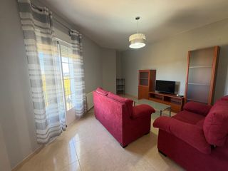Rent Flat in Calle sorapán de rieros 1. Piso seminuevo en alquiler