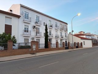 Etagenwohnung  Paseo san antón. Precioso piso, muy bien situado, con trastero