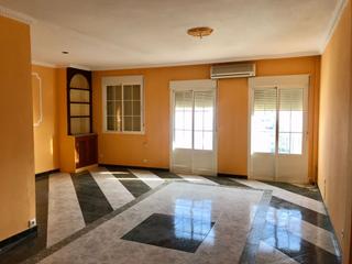 Pis a Calle rogelio garcía vázquez pintor 41. Oportunidad piso en venta en berlanga