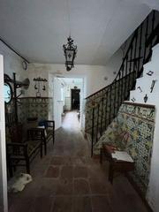 Casa a Calle morería y herreros 33. Casa antigua en venta en el centro de llerena