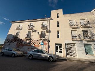 Appartement à Avenida del doctor fleming 2. Apartamento en venta con parking y trastero