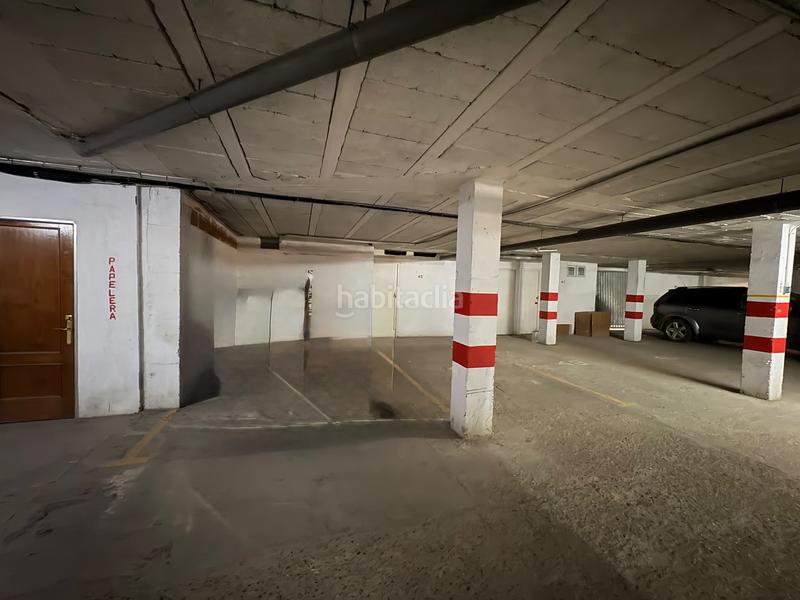 Foto 90c64d8d-9461-43c3-8de5-dc4d458bb98a. Aparcament cotxe a Llerena