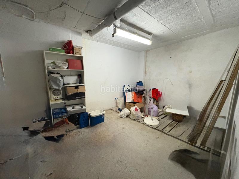 Foto a5057808-b70d-4ccb-b7a6-93acd094fe12. Aparcament cotxe a Llerena