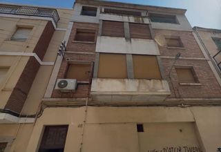Edifici  Carrer d'urgell. ?? casa per reformar al centre de tàrrega