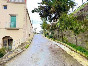 Foto a66b787e-c3e2-4165-9464-36a50fff907f. Xalet amb aparcament a Argençola