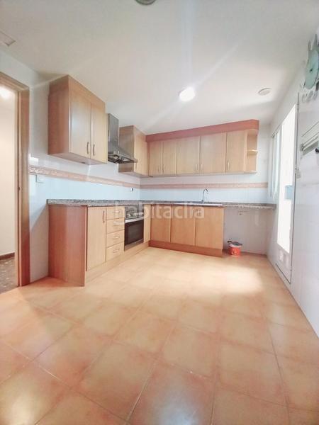 Foto 1009cc59-8328-4fcd-8a7a-21ab0dbdb3b9. Planta baja se vende piso , valencia en Centro Bétera