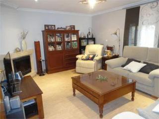 Reihenhaus  Calle josep suñer orovig. Se vende adosado en alzira, valencia