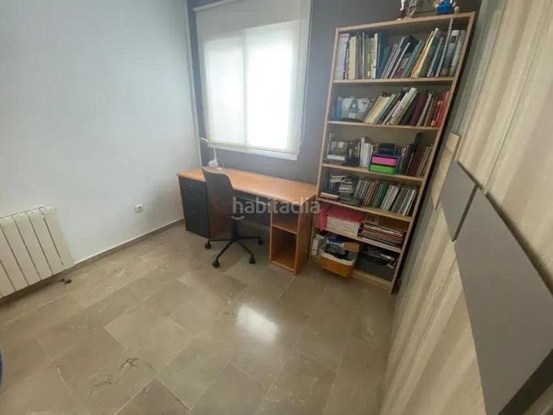 Foto 0caf2911-8f76-4f85-8718-3e8b4c6fc4a8. Attico con parcheggio in Núcleo Urbano Pobla de Vallbona (la)