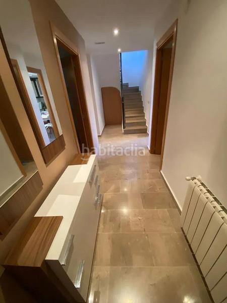 Foto fb9fa63c-e63f-4847-8e00-233eb3e91829. Attico con parcheggio in Núcleo Urbano Pobla de Vallbona (la)