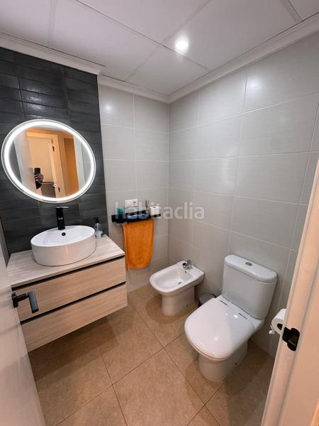 Foto ae16c0dc-1e56-4616-af66-491e661ee433. Pis amb aparcament a Centro Chiva