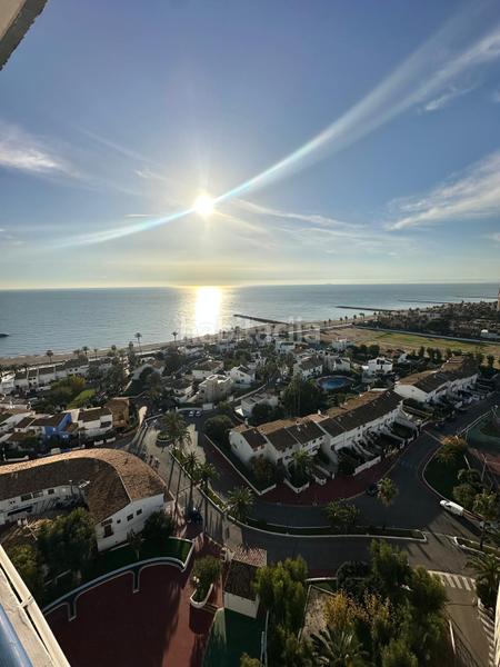 Foto f3f8e634-561e-45df-8c1d-4625d90e85d2. Rent flat with parking pool in Playa del Puig El Puig de Santa Maria