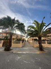 Location Rez-de-chaussée  Calle estribor. Planta baja en alquiler en el perellonet  el perello