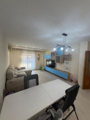 Etagenwohnung  Calle gaspar navarro piles. Piso en avenida alta  torrent