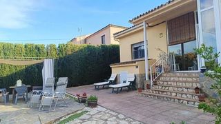 Xalet  Camino cami dels frares. Chalet en pla de aljubs   pobla vallbona