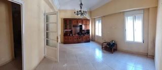 Pis  Calle democracia. Se vende piso en lolivereta, nos moles valencia