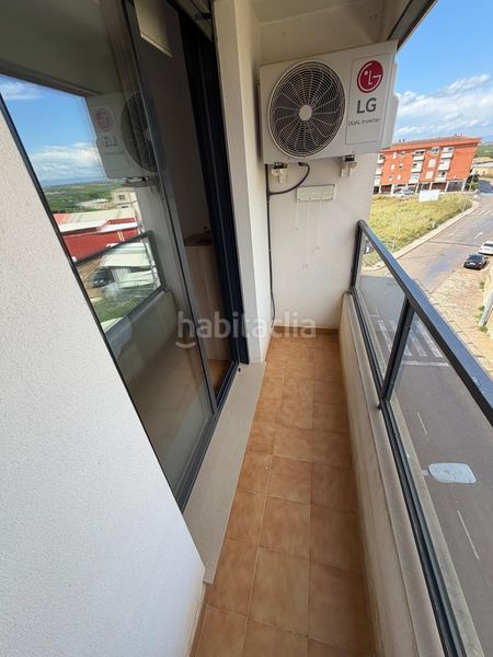 Foto 017ba7d8-8102-4294-838a-868753eb3068. Pis amb aparcament a Centro Chiva