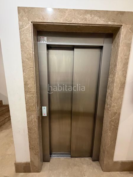 Foto 13ff2059-767b-4fae-b392-ba8ca83392e6. Pis amb aparcament a Centro Chiva