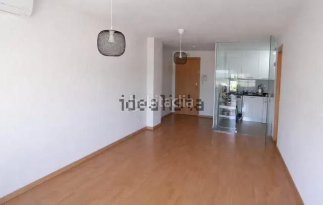 Foto 603645ac-43fe-4b1e-b86a-5ce3899faf2b. Pis amb aparcament a Centro Chiva