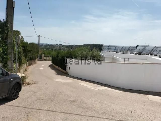 Foto 72a452e7-2eb2-4bb3-9dab-c9c5cf46e8d3. Pis amb aparcament piscina a Cheste