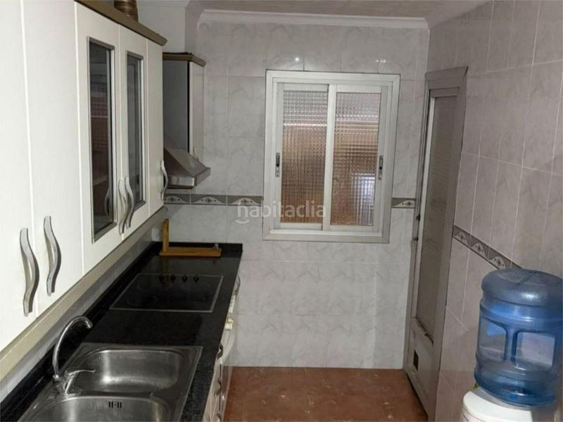 Foto b800e784-9f0a-455e-9178-240da6c89803. Pis a Silla