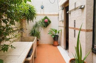 Appartement  Calle calle velázquez. Piso en nou moles  valencia