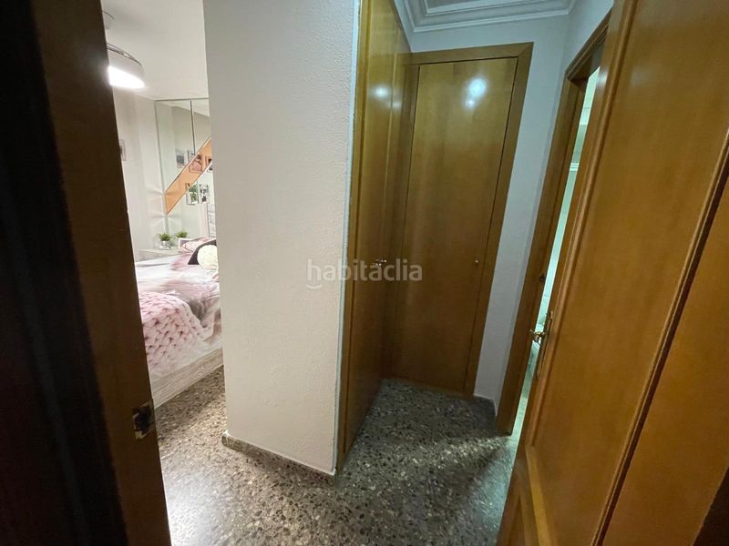Foto cabb7090-bcdd-4ae4-9b4a-8aa9f829c87d. Pis a El Mercado Manises