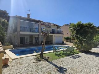Xalet  Forcadell. Se vende chalet en alzira, valencia