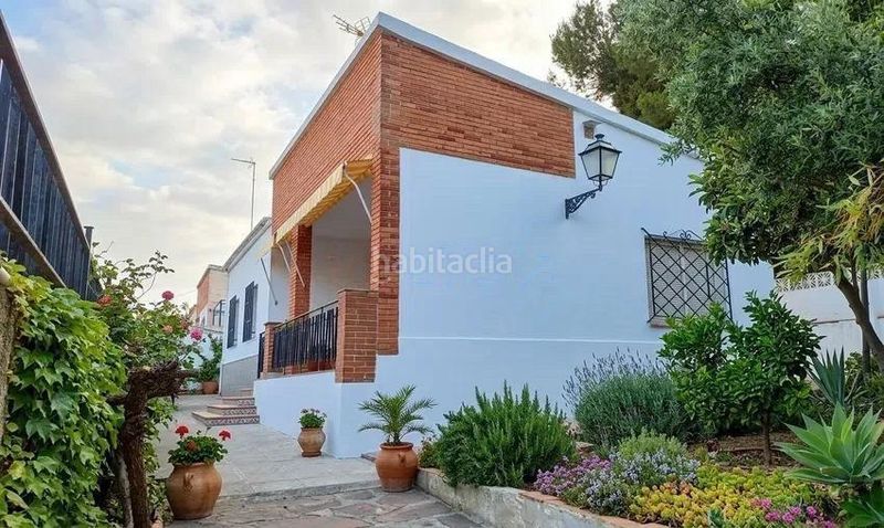 Foto 134d66ad-545e-4caf-83c5-13c56bed2038. Xalet a Godelleta