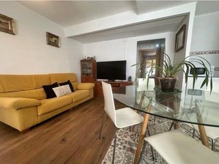 Flat  Plaza plaza holanda. Piso en la creu coberta  valencia