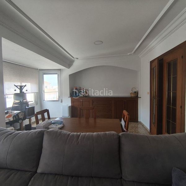Foto 6313a5cd-da0a-4fe1-8674-283d43507e3e. Pis a Sueca Sueca