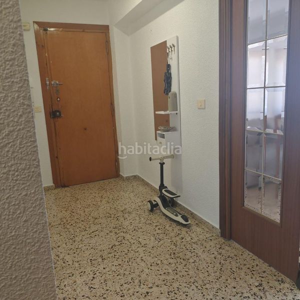 Foto b27d3f2a-c907-4929-bc5e-76308c610eb0. Pis a Sueca Sueca