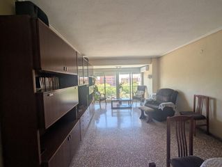 Pis  Calle tomas de villarroya. Se vende piso en san marcelino, jesús valencia