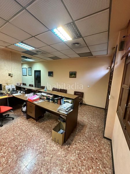 Foto ec5cfa19-8412-4dc2-9ce9-6402251b6a87. Lloguer local comercial a Poble Nou Torrent