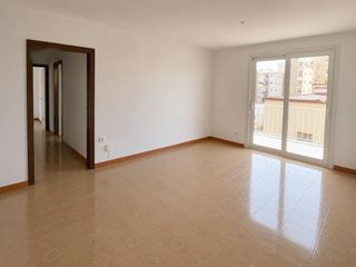 Pis  Carrer sido. Piso en sant genis dels agudells  barcelona