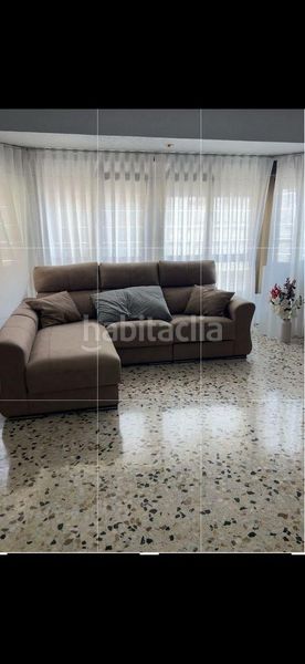 Foto 6e1a8697-cc4b-41ea-bd41-d8f8ffb79d89. Pis a Sueca Sueca